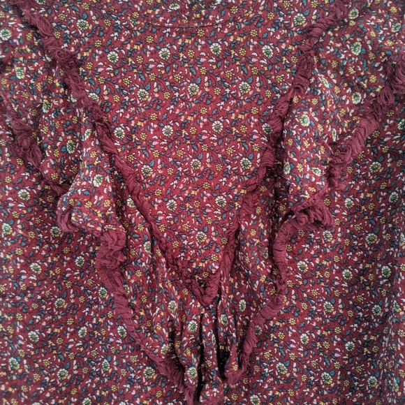 shirt - Picture 2 of 2